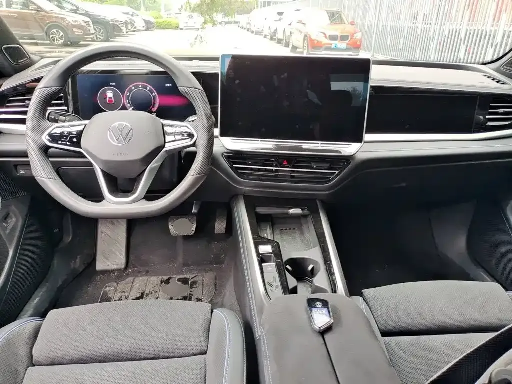 Volkswagen Passat — фото 6
