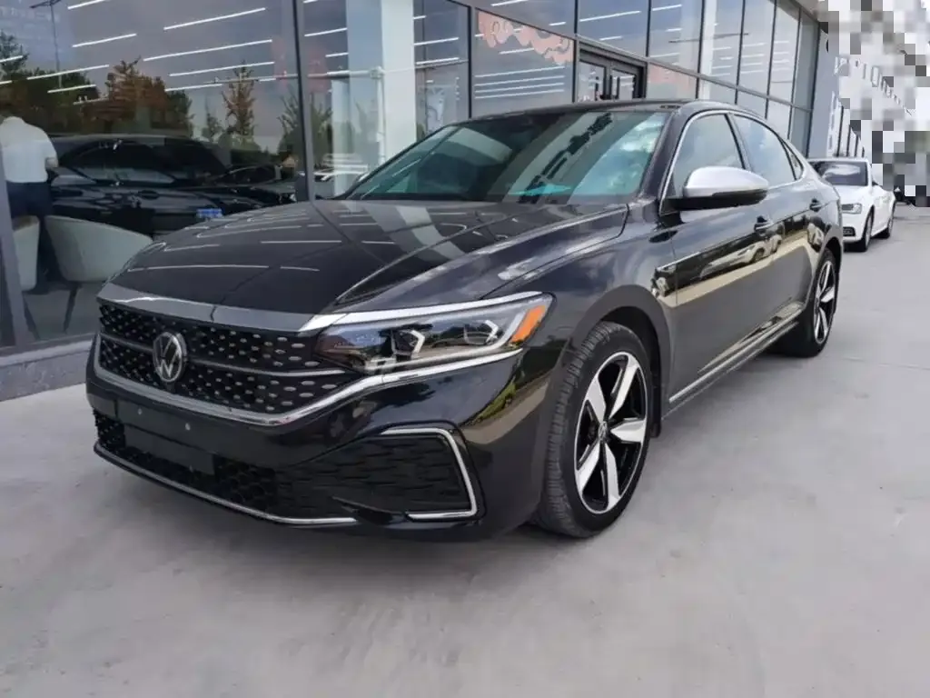 Volkswagen Passat — фото 7