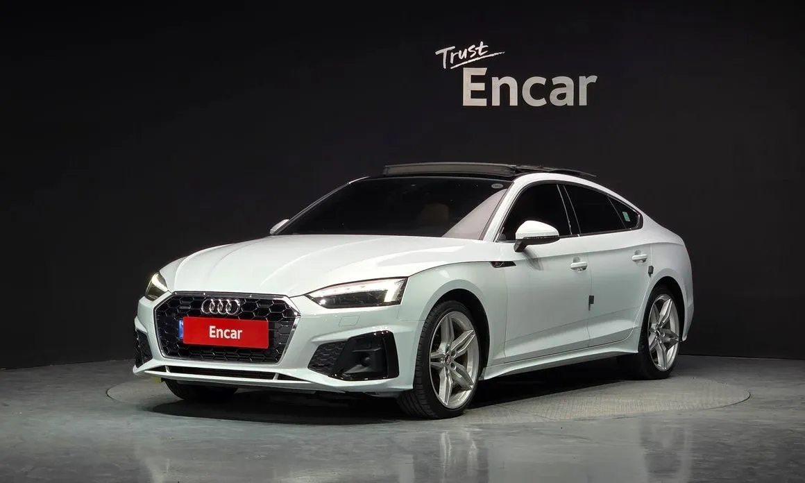 Audi A5 — фото 1