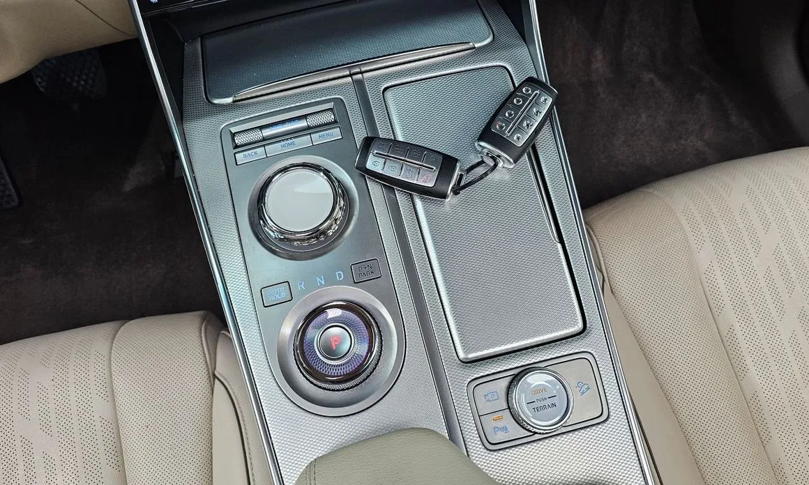 Genesis GV80 — фото 10