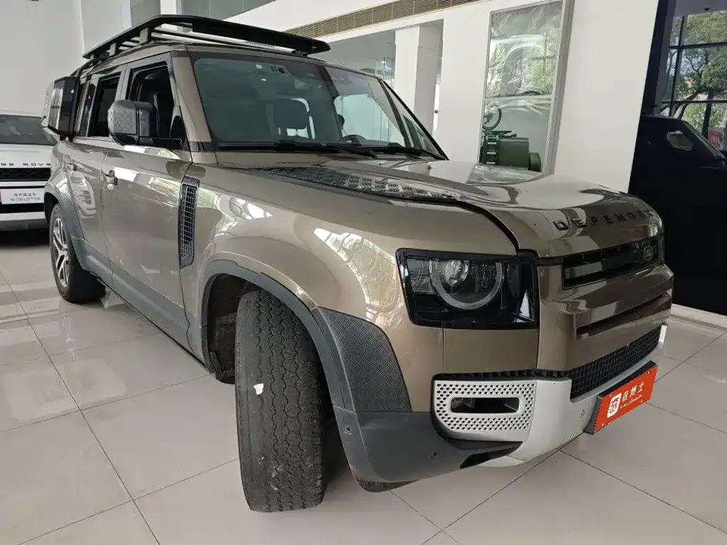 Land Rover Defender — фото 6