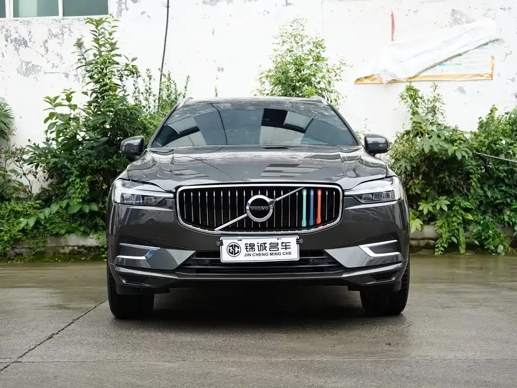 Volvo XC60 — фото 3