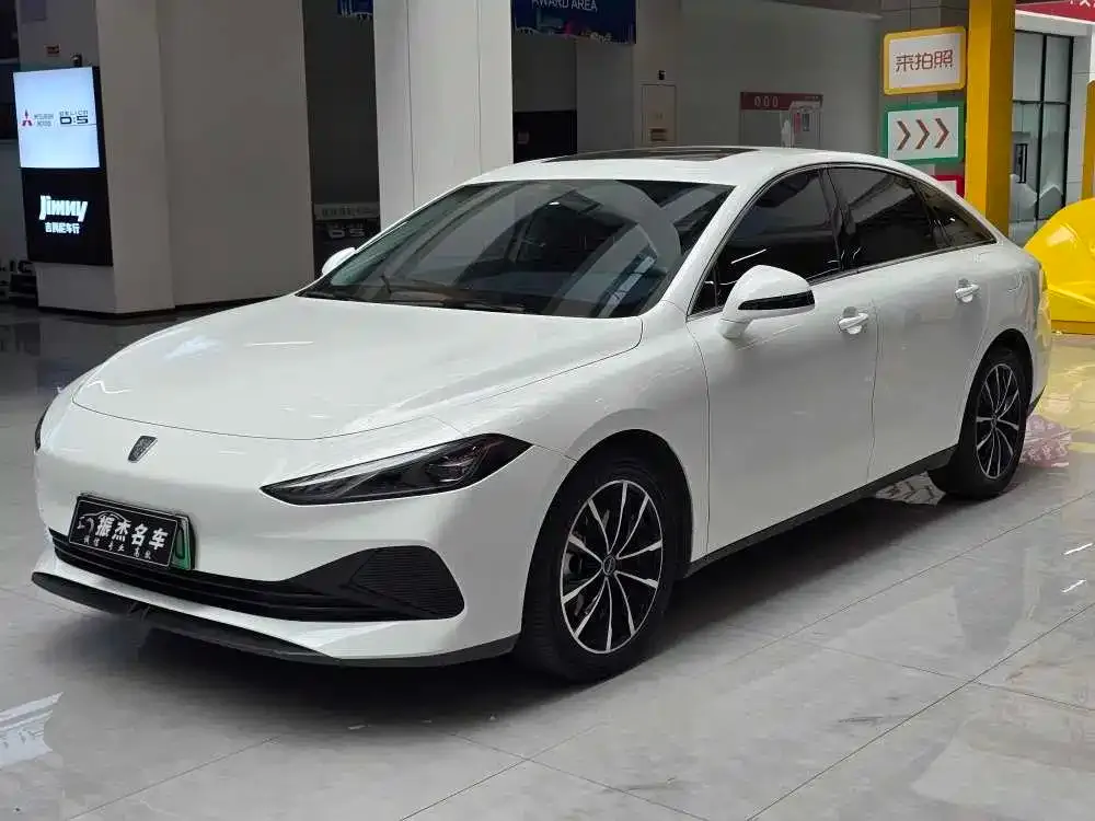 Roewe D7 — фото 1
