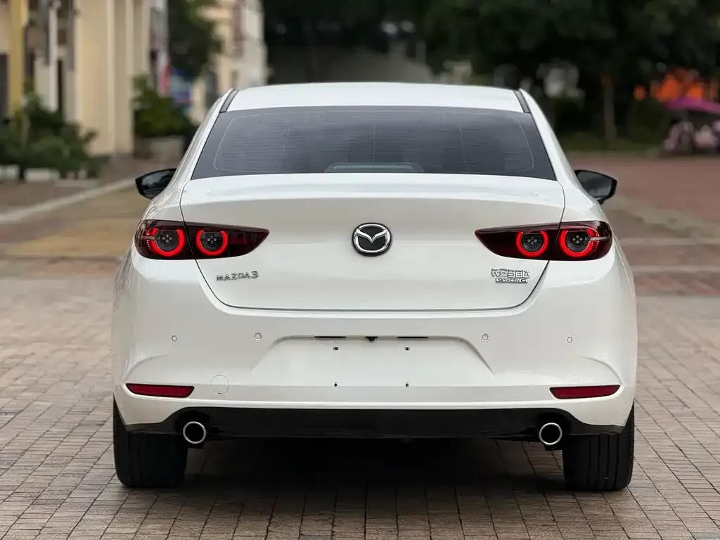 Mazda 3 Axela — фото 2