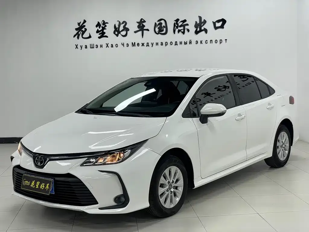 Toyota Corolla — фото 1