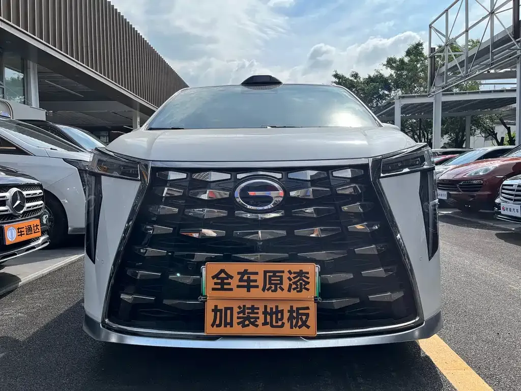 GAC Motor Trumpchi M8 — фото 1