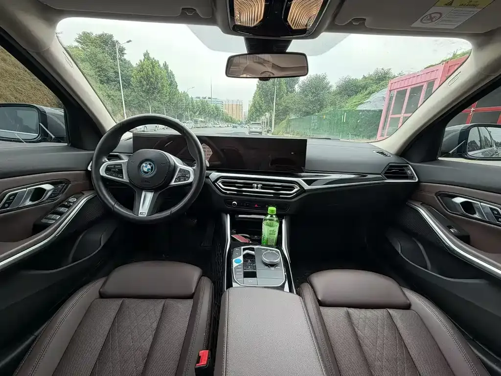 BMW i3 — фото 3