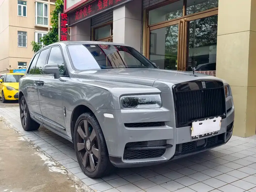 Rolls-Royce Cullinan 2021 из CN, фото 6