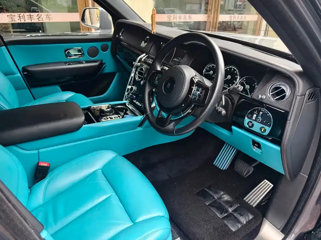 Rolls-Royce Cullinan 2021 из CN, фото 5