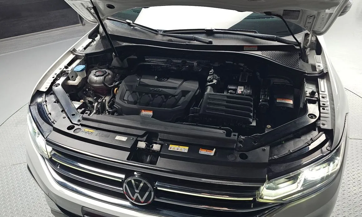Volkswagen Tiguan — фото 8
