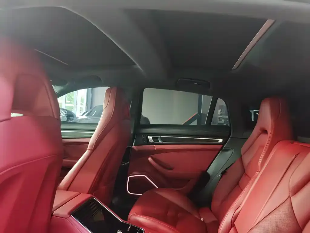 Porsche Panamera 2022 из CN, фото 2