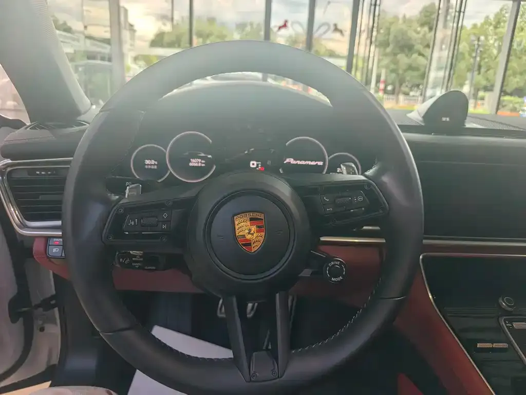 Porsche Panamera 2022 из CN, фото 10