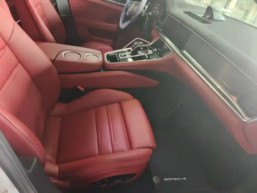 Porsche Panamera 2022 из CN, фото 3