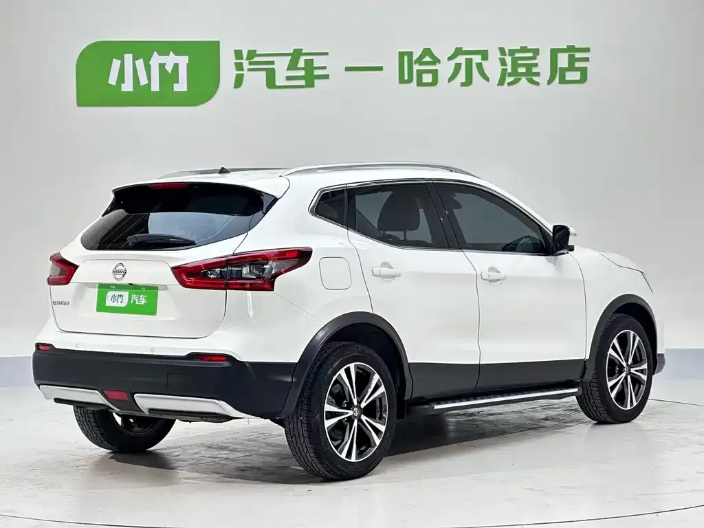 Nissan Qashqai — фото 10
