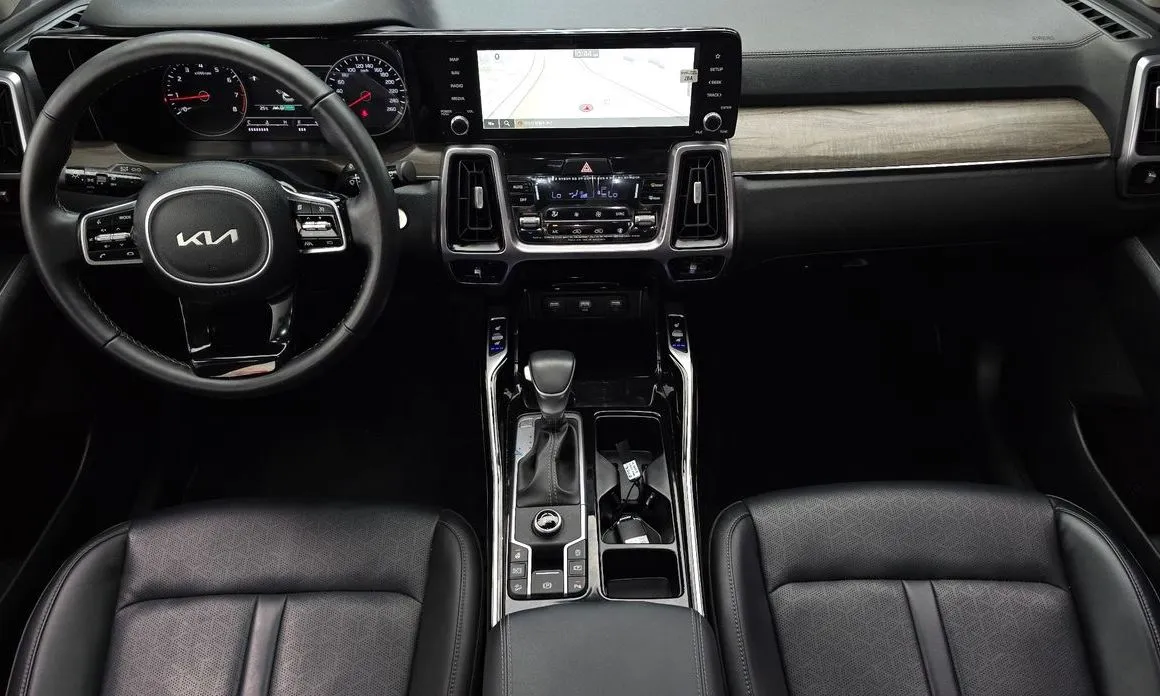 Kia Sorento — фото 10