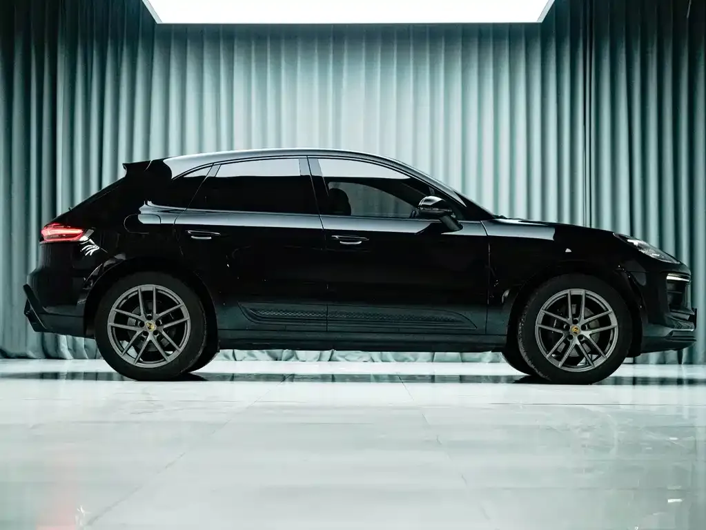 Porsche Macan — фото 3