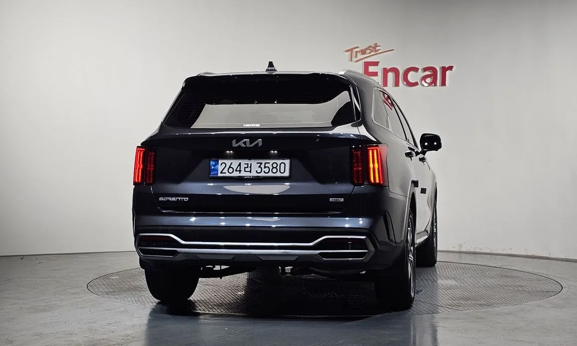 Kia Sorento — фото 4