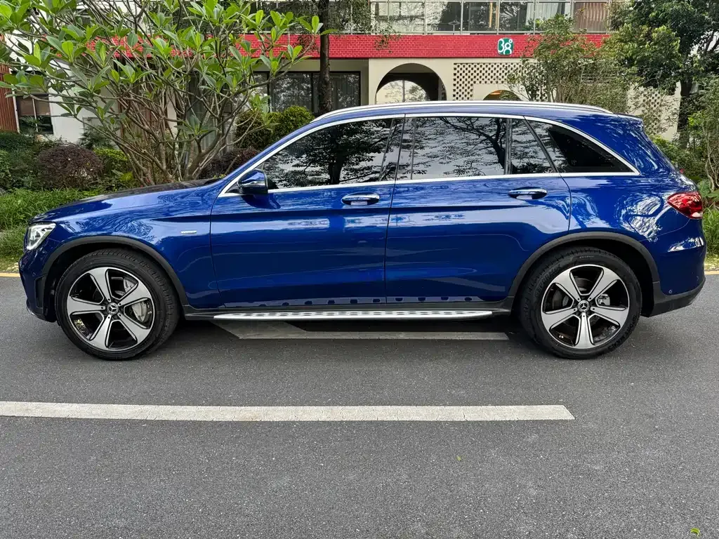 Mercedes-Benz GLC — фото 9