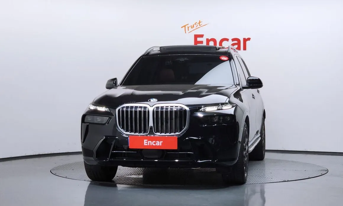 BMW X7 — фото 2
