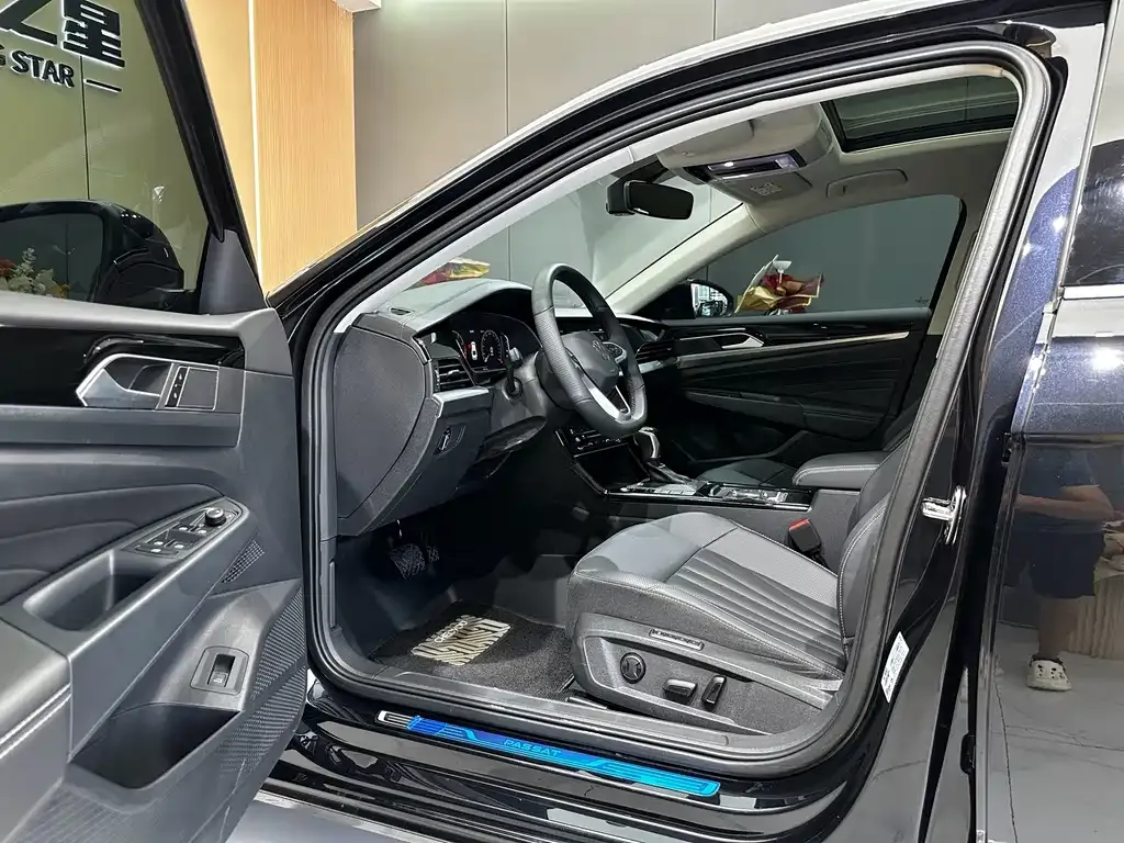 Volkswagen Passat — фото 5