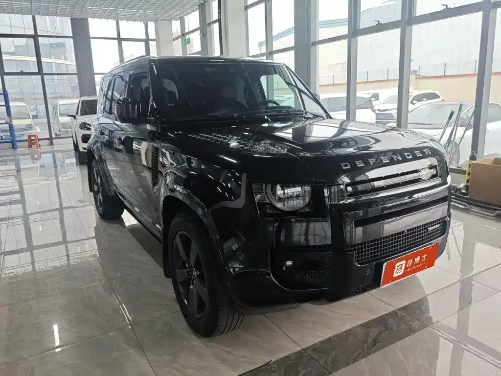 Land Rover Defender — фото 5