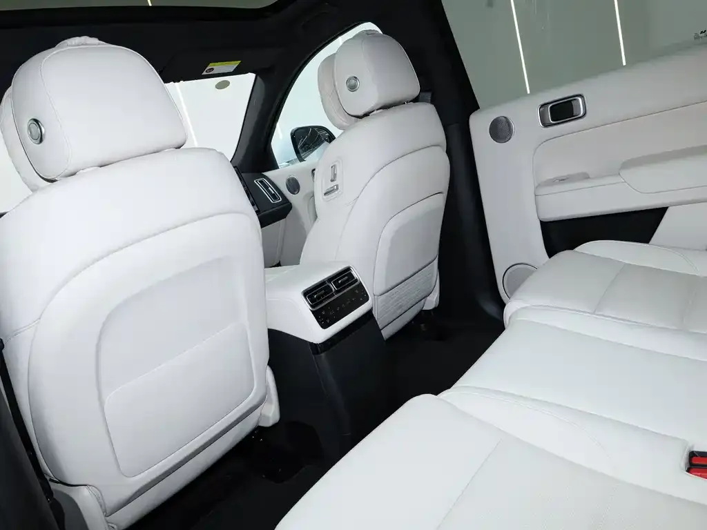 Li Auto L7 — фото 2