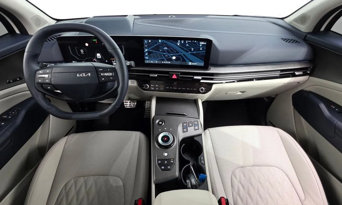 Kia Sportage — фото 8