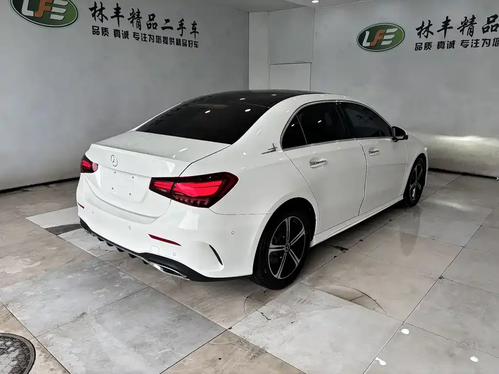 Mercedes-Benz A-Class — фото 7