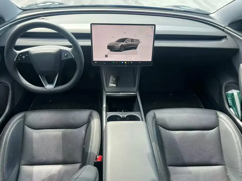 Tesla Model 3 — фото 3