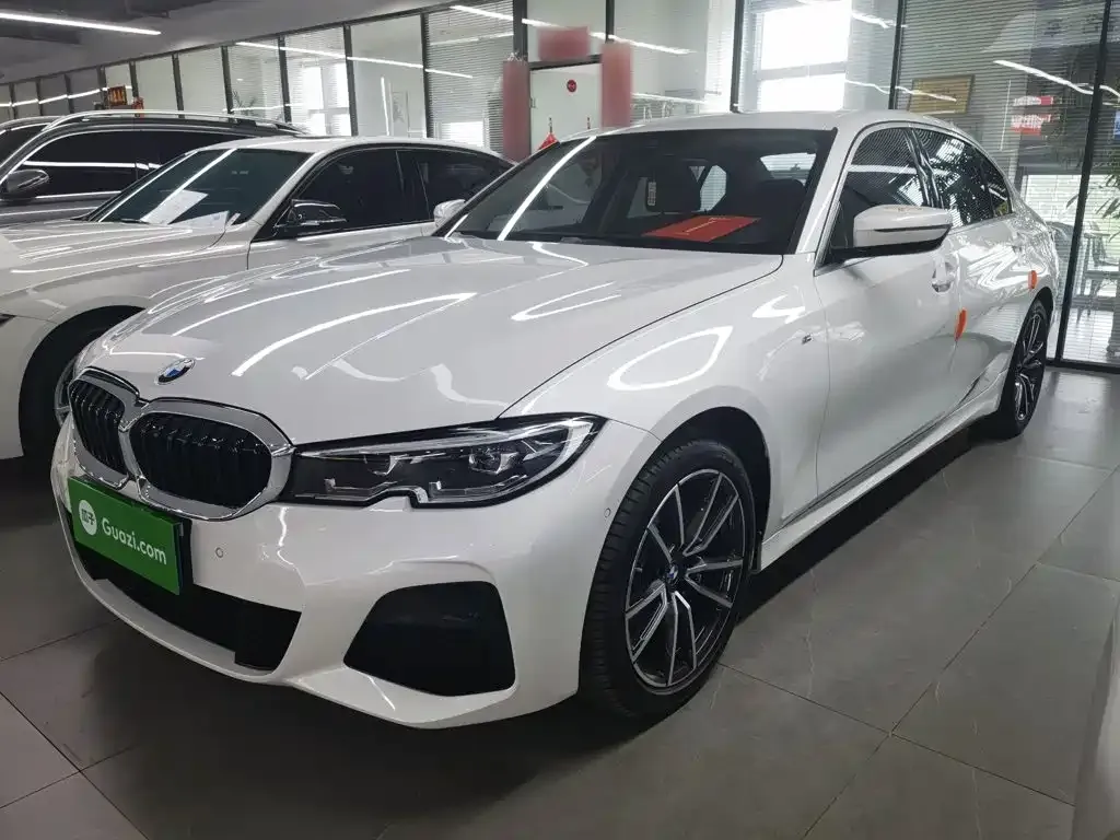 BMW 3 Series — фото 1