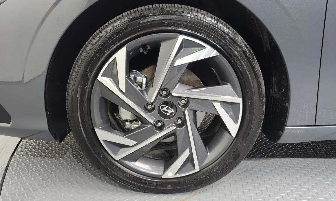 Hyundai AVANTE — фото 9