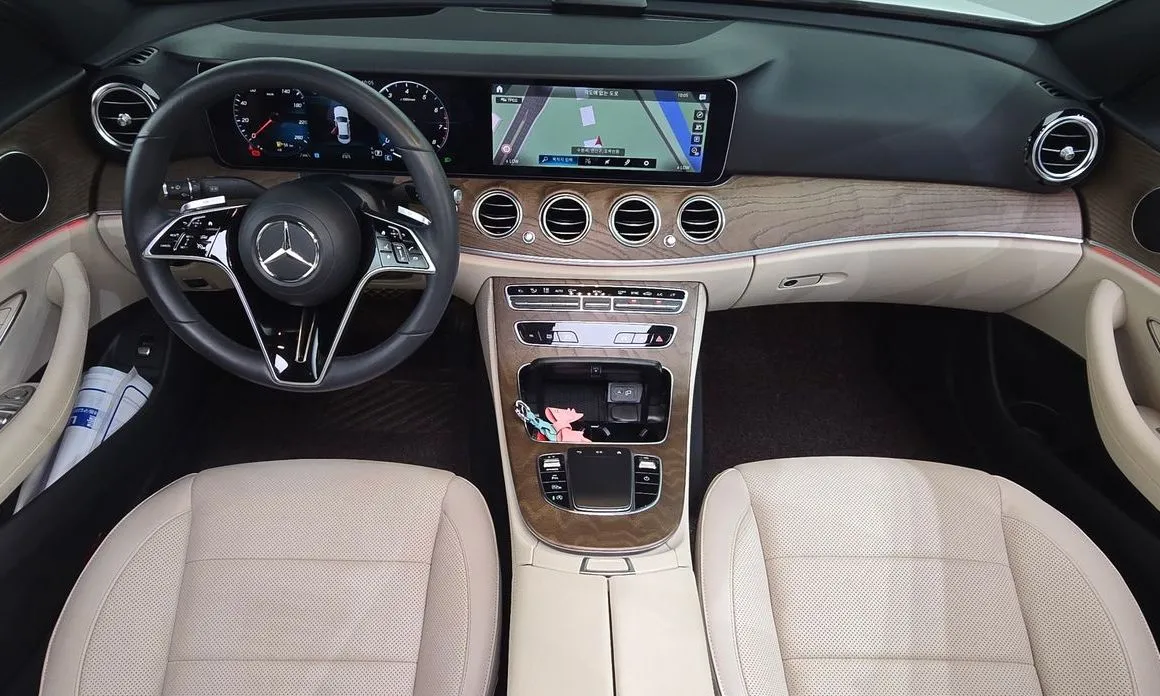 Mercedes-Benz E-Class 2023 из KR, фото 4