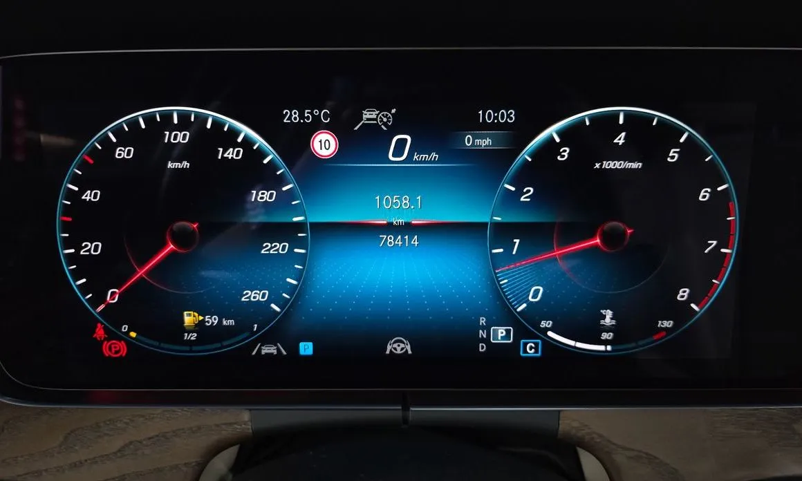 Mercedes-Benz E-Class 2023 из KR, фото 10