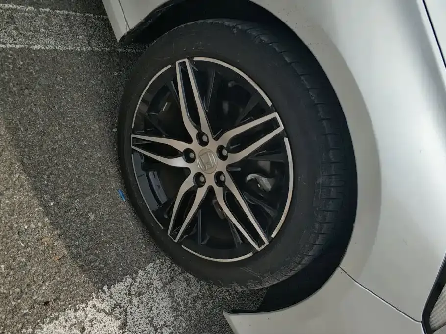 Honda Accord — фото 3