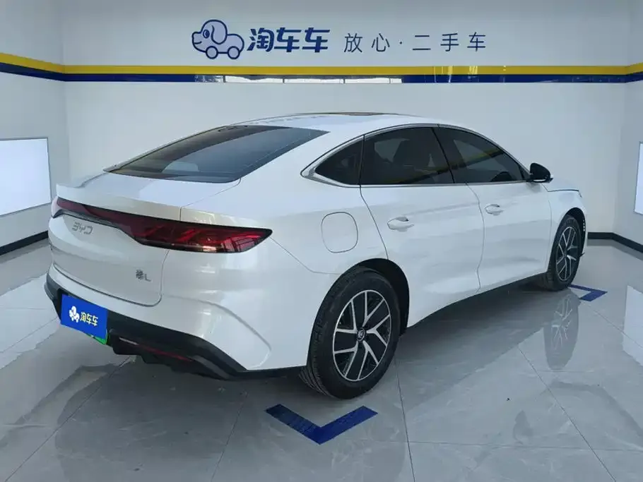 BYD Qin L — фото 4