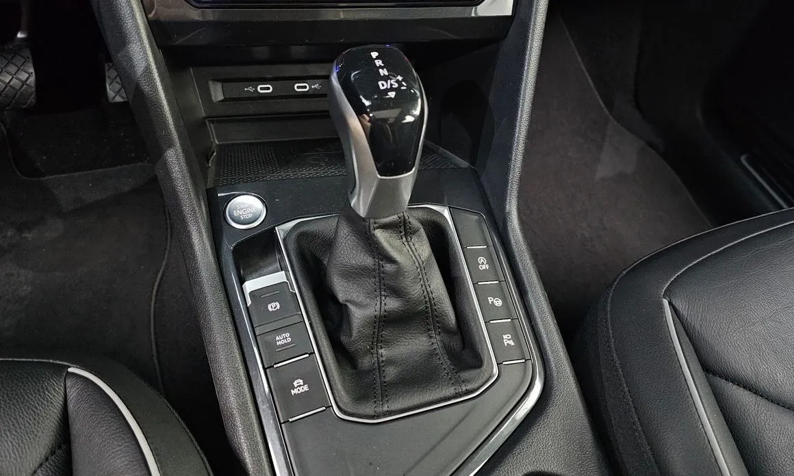 Volkswagen Tiguan — фото 9