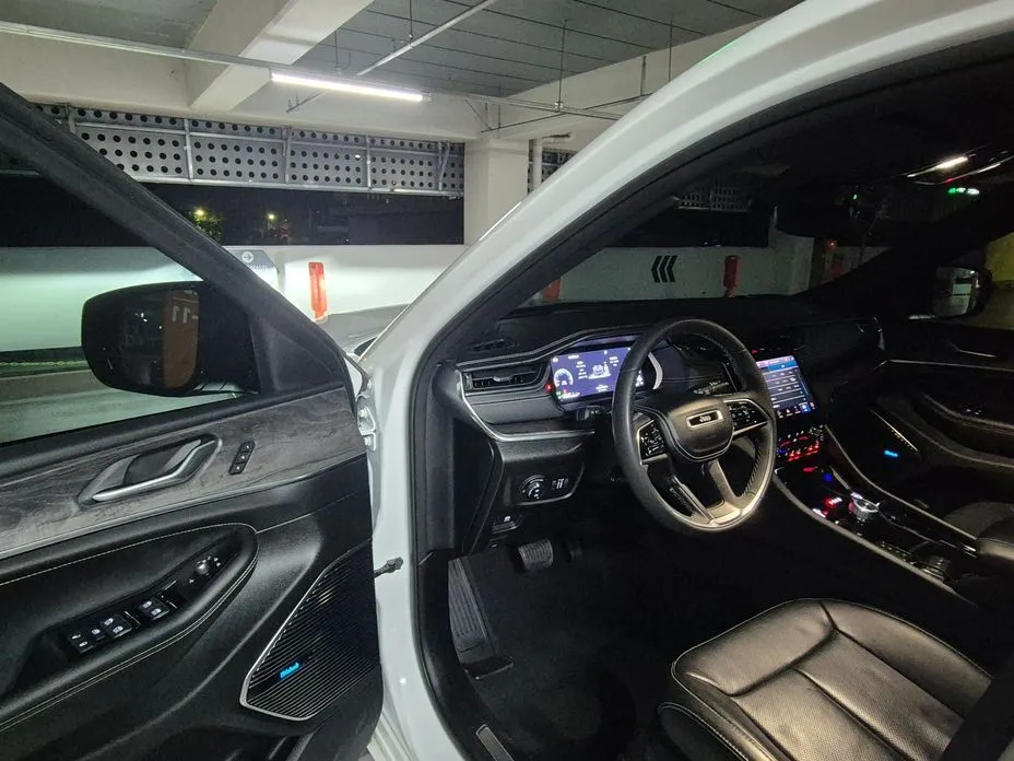 Jeep Cherokee 2023 из KR, фото 9