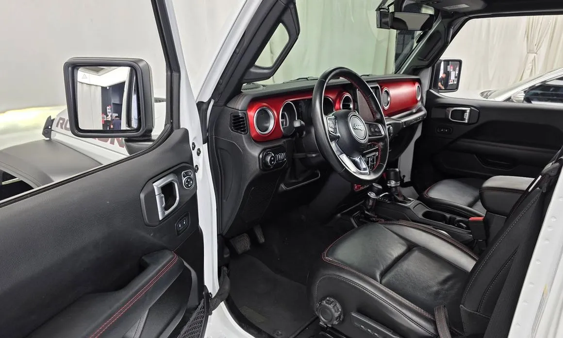 Jeep Wrangler — фото 10
