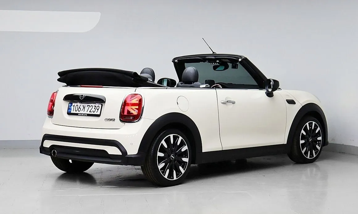 Mini Cooper Convertible 2022 из KR, фото 3
