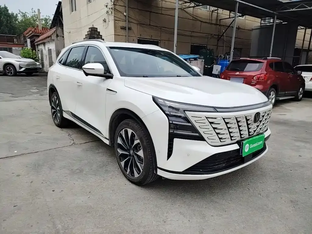 Changan CS75PLUS — фото 10