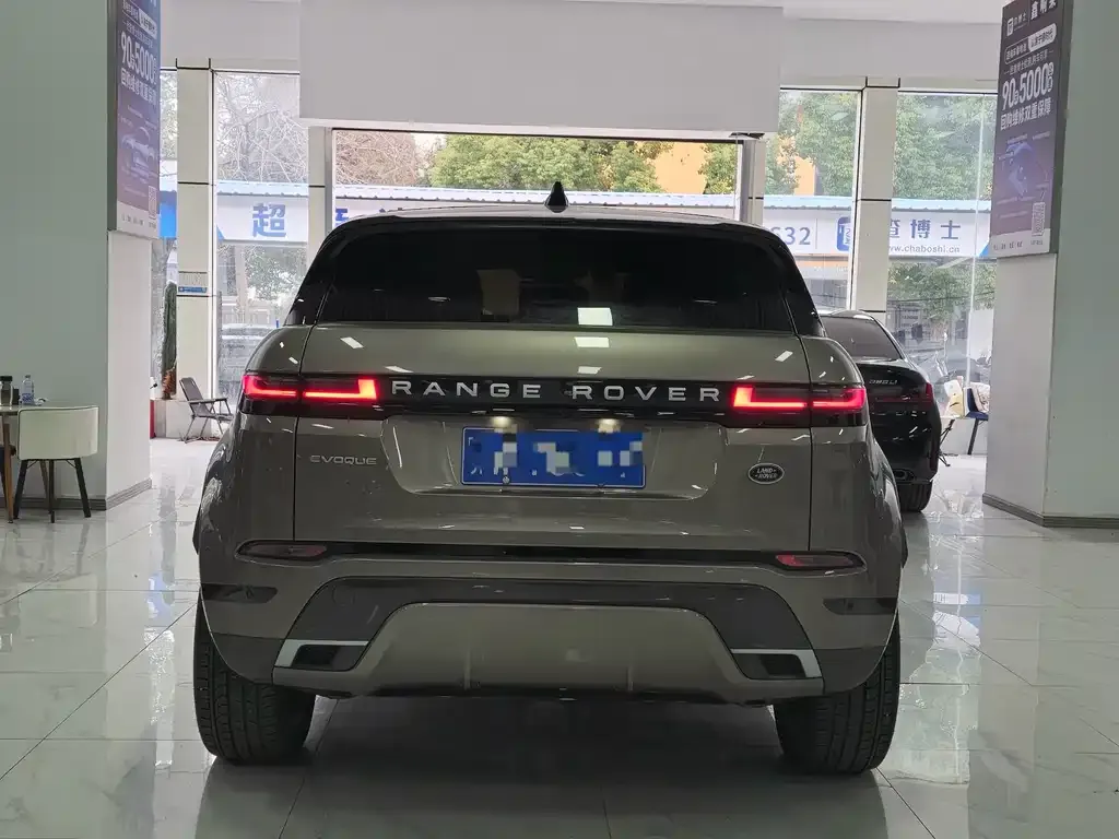 Land Rover Evoque — фото 10