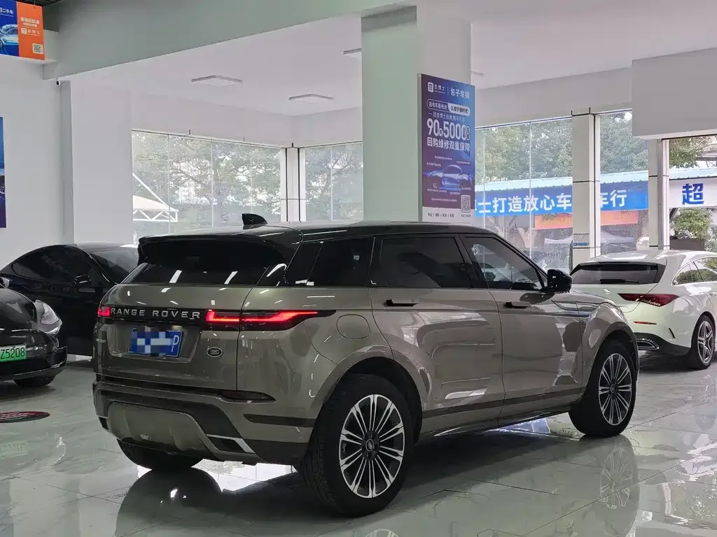 Land Rover Evoque — фото 9