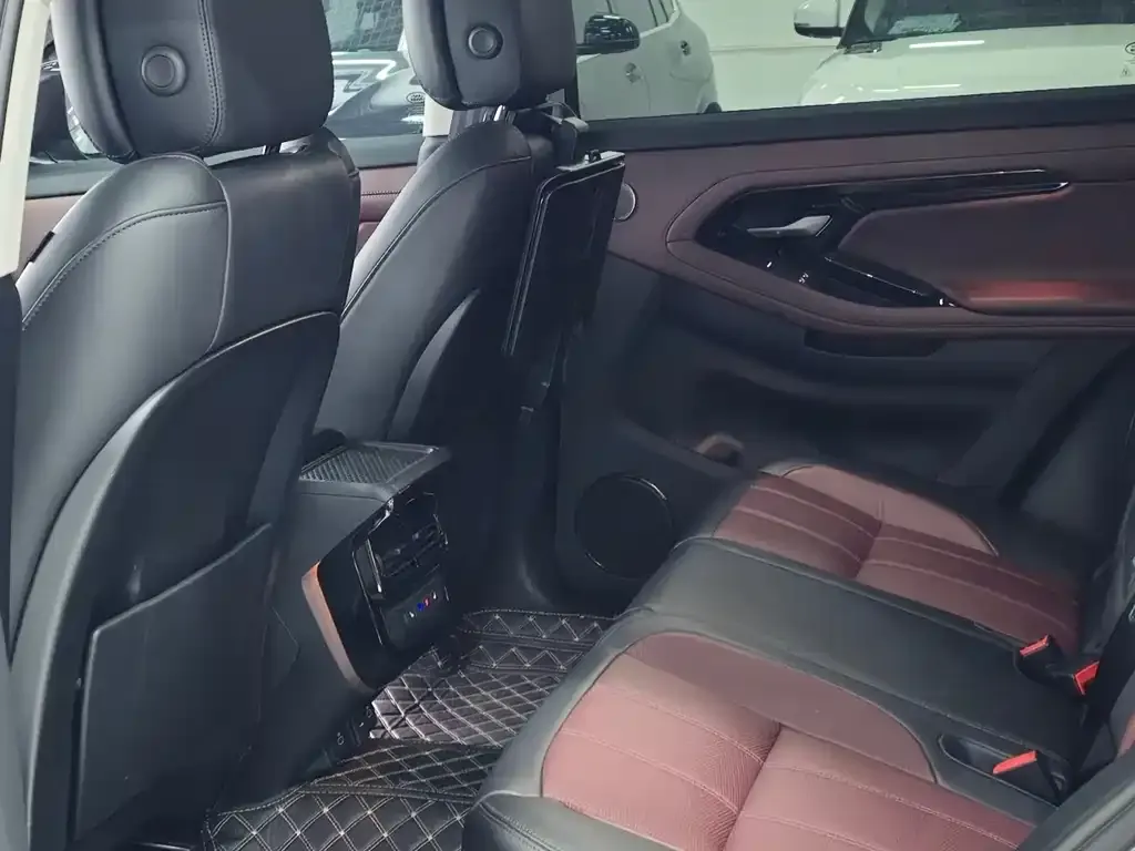 Land Rover Evoque — фото 2