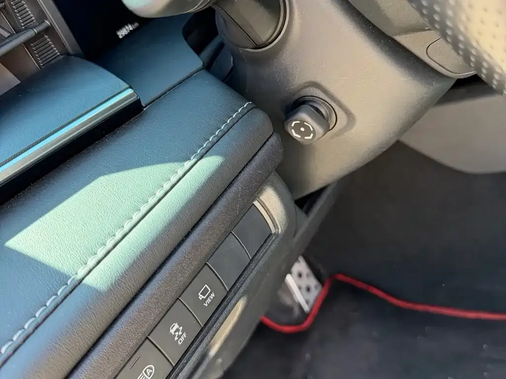 Toyota Granvia — фото 7