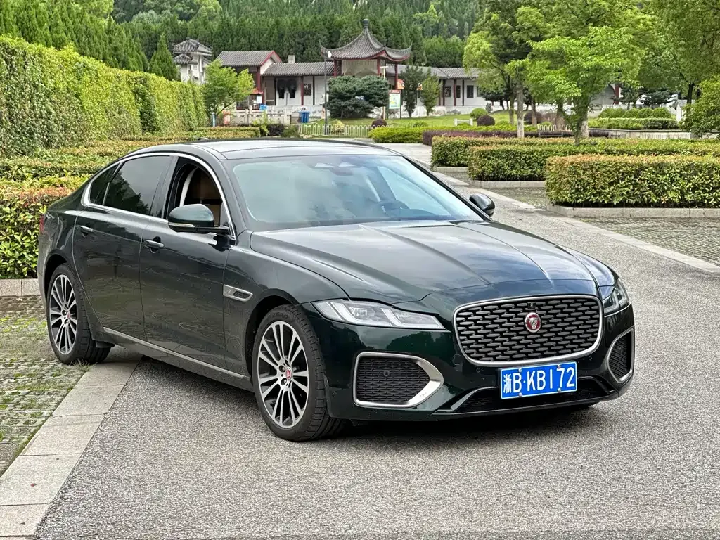Jaguar XFL — фото 10