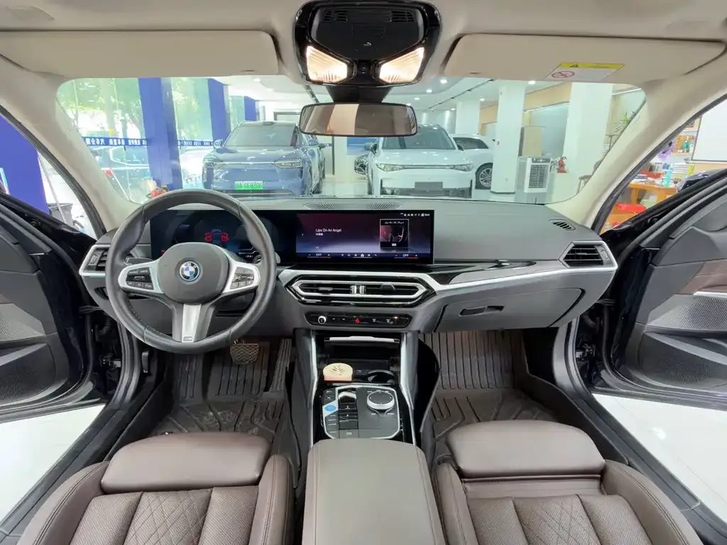 BMW i3 — фото 10