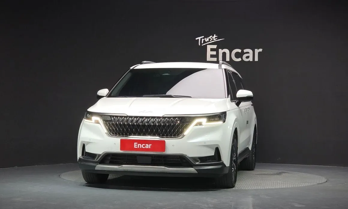 Kia Carnival 2023 из KR, фото 2