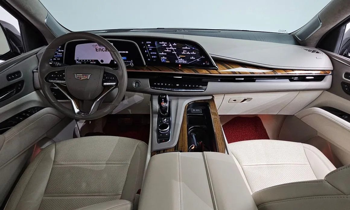 Cadillac Escalade 2022 из KR, фото 9