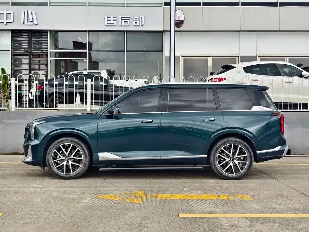 GAC Motor Trumpchi GS8 — фото 8