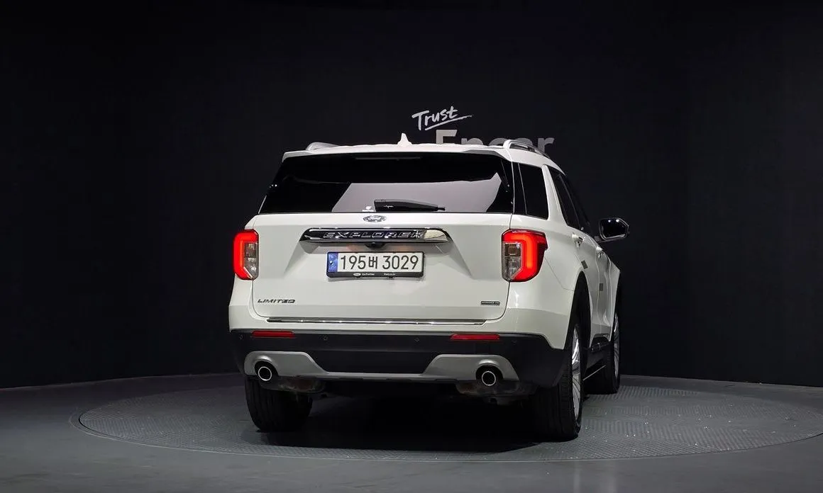 Ford Explorer 2022 из KR, фото 4